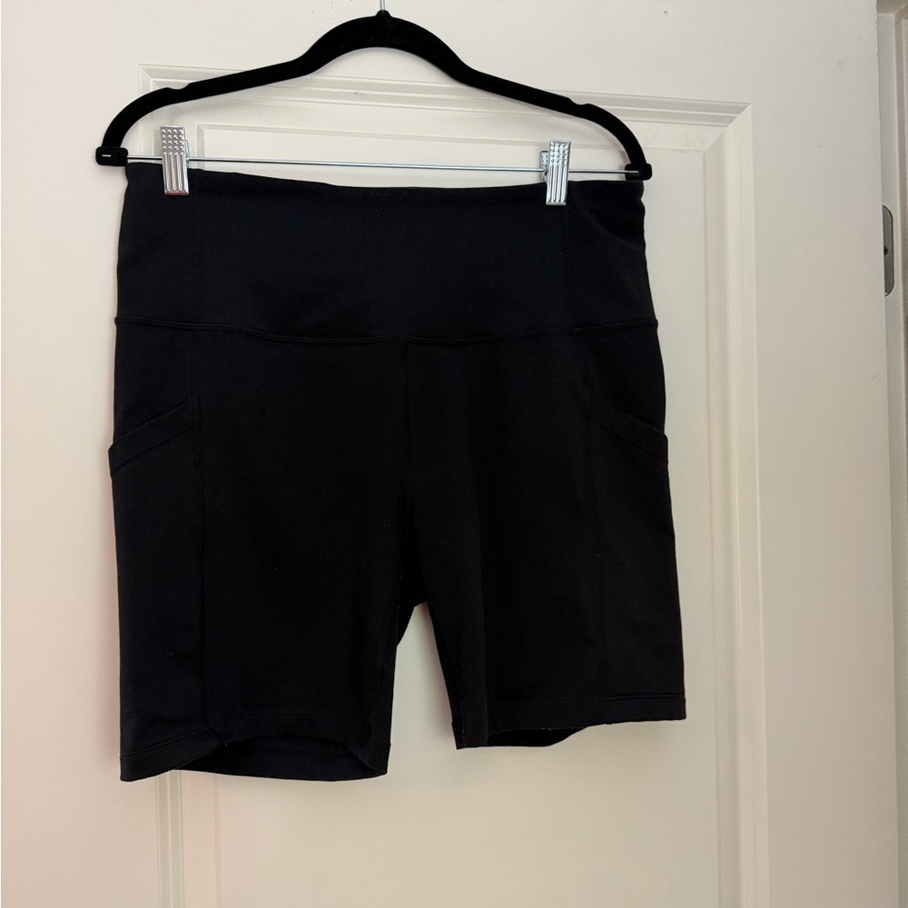 Zella Black High-Waist Bike Shorts with Side Pockets
